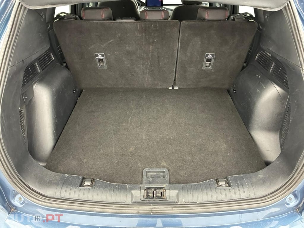 Ford Kuga 2.5 FlexiFuel FHEV ST-Line