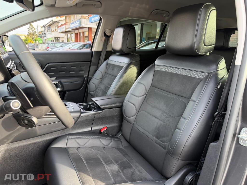 Citroen C5 Aircross 1.6 Hybrid Shine e-EAT8