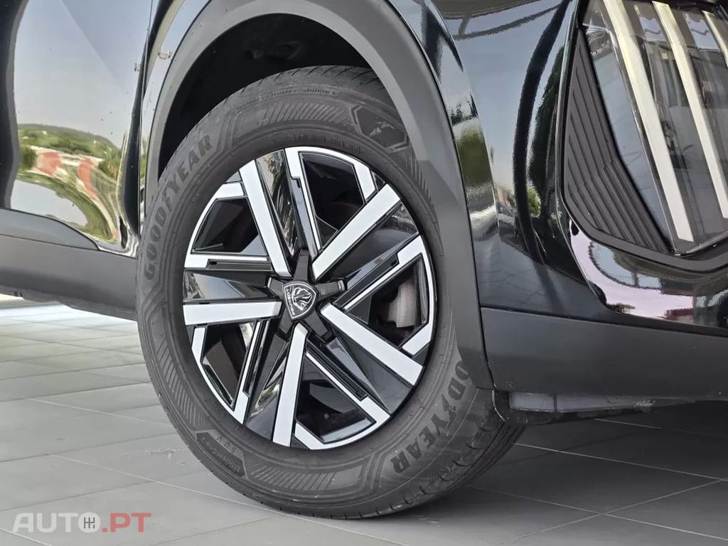 Peugeot 2008 1.2 PureTech Style