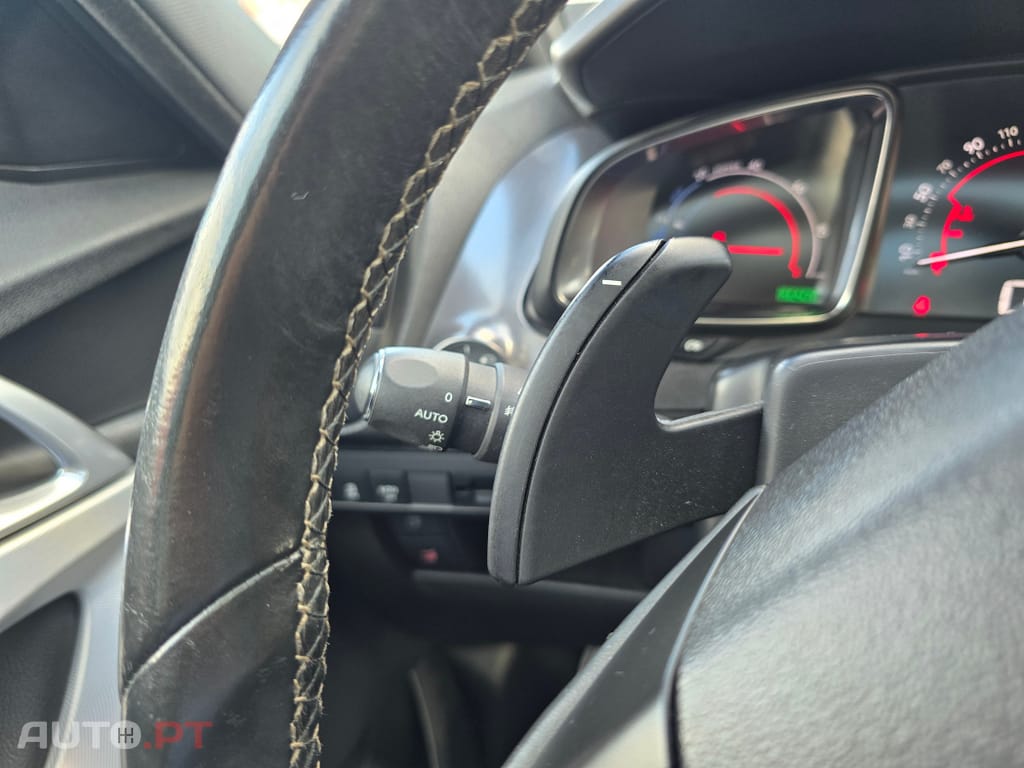 Citroen DS5 2.0 HDi Hybrid4 Sport Chic CMP6