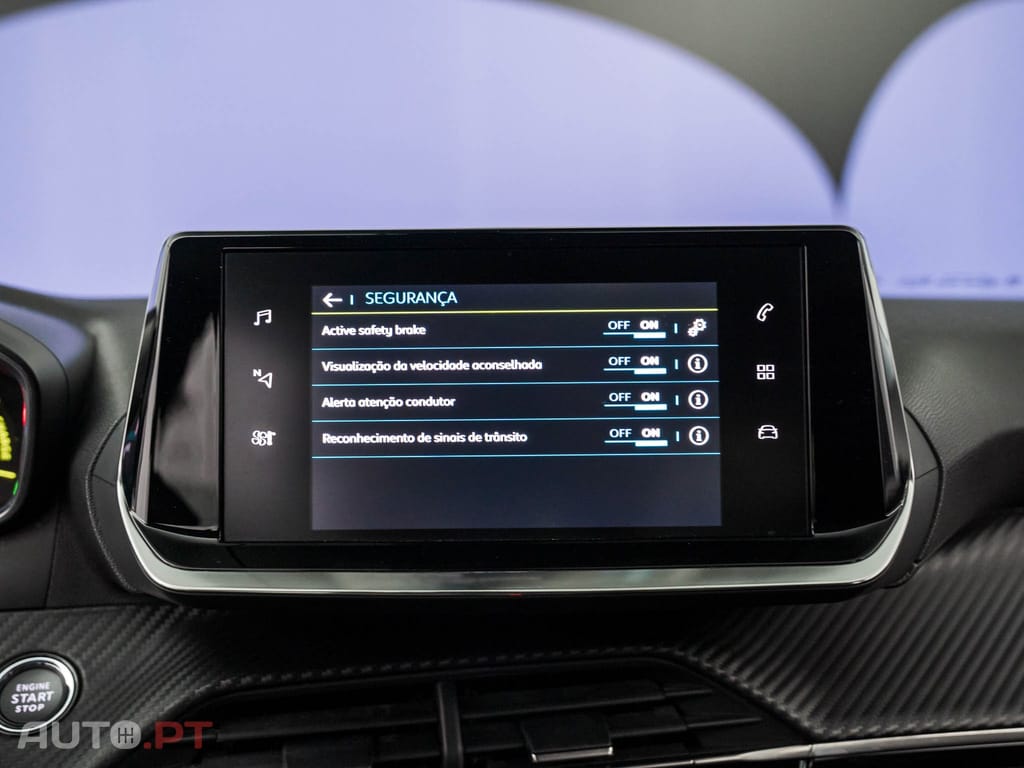 Peugeot E-2008 50 kWh Active Pack
