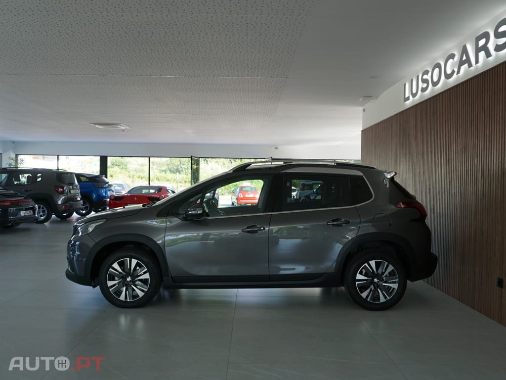 Peugeot 2008 1.2 PureTech Allure EAT6