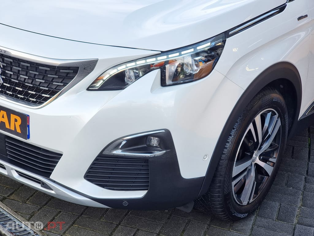 Peugeot 3008 1.6 PureTech GT EAT8