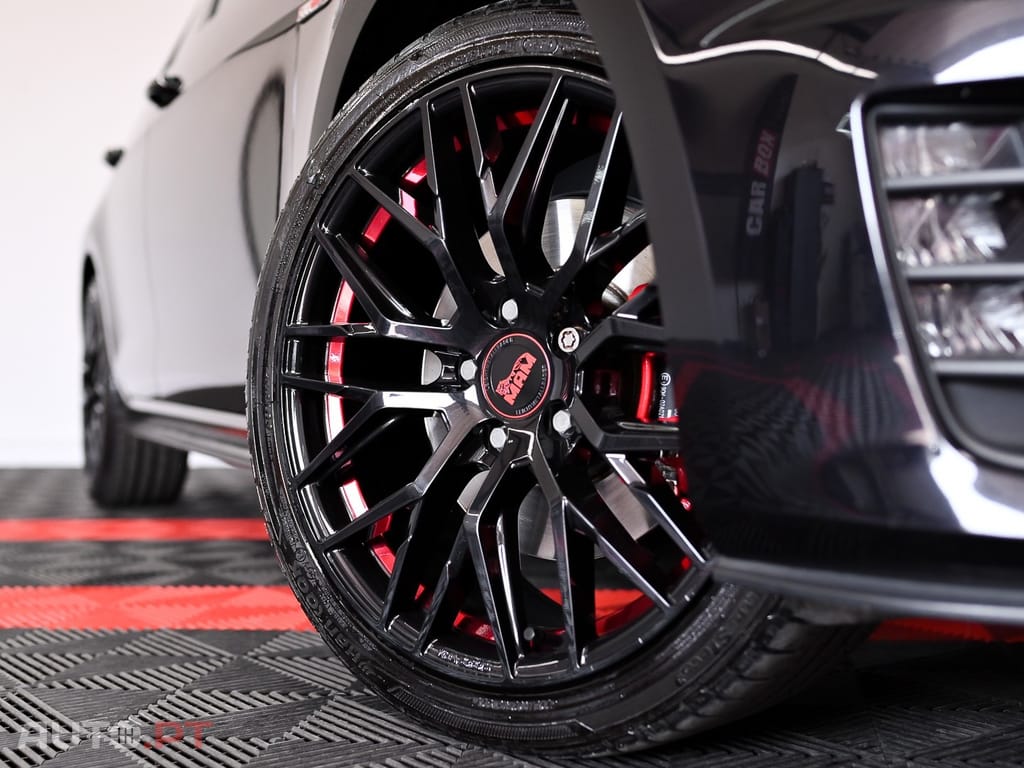 Volkswagen Golf 2.0 TSI GTI DSG