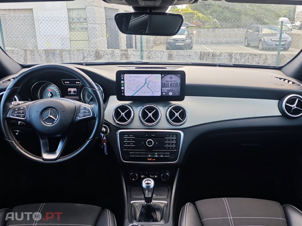 Mercedes-Benz GLA 180 d Urban