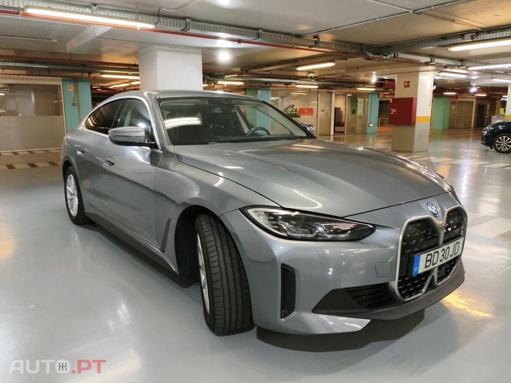 BMW i4 eDrive35
