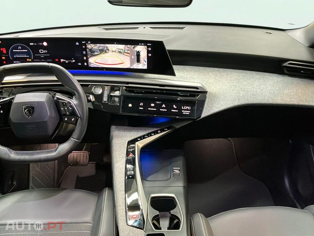 Peugeot 3008 1.2 Hybrid Allure e-DCS6