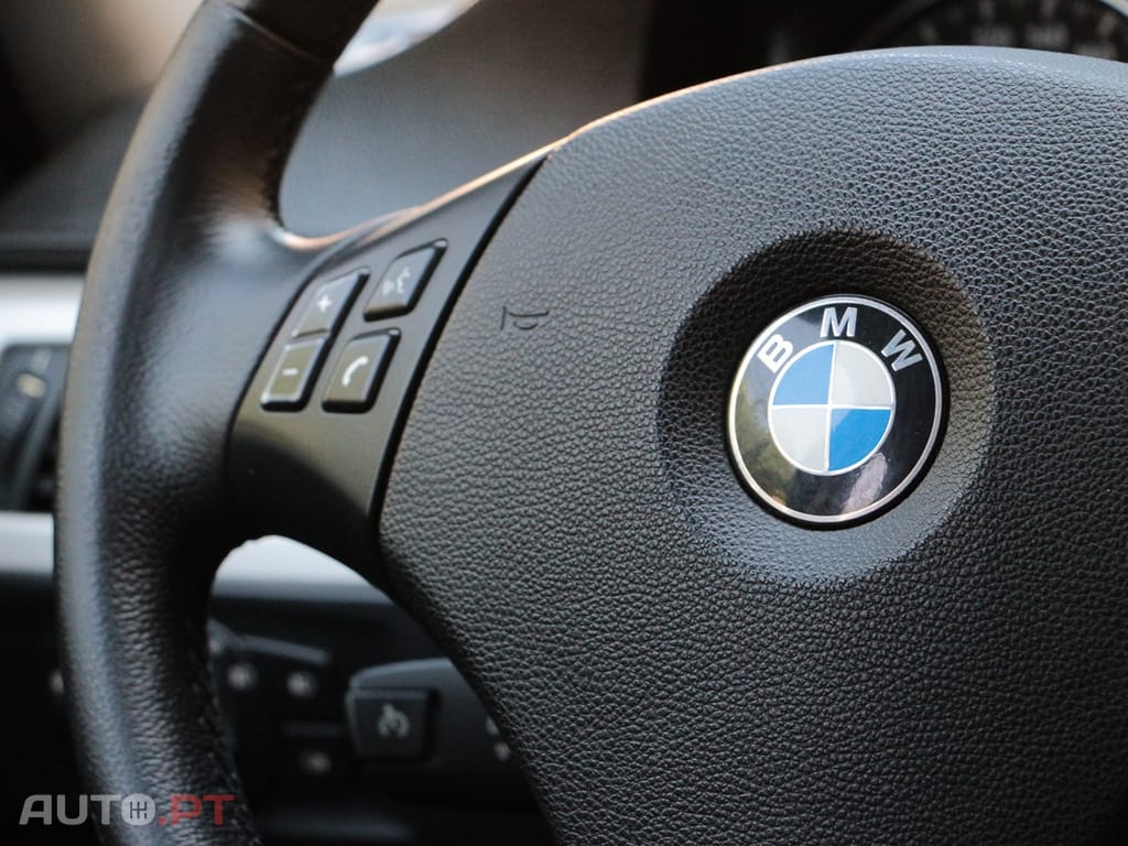 BMW 320 d Touring Navigation Sport
