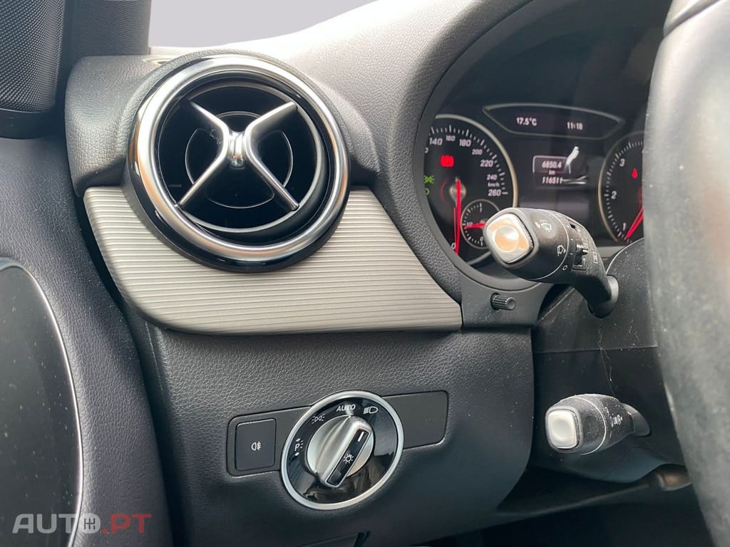 Mercedes-Benz B 180 d Style 