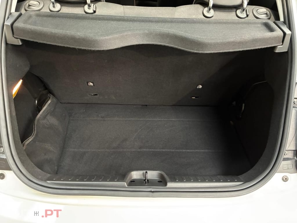 Fiat 500e 42kWh (Red)