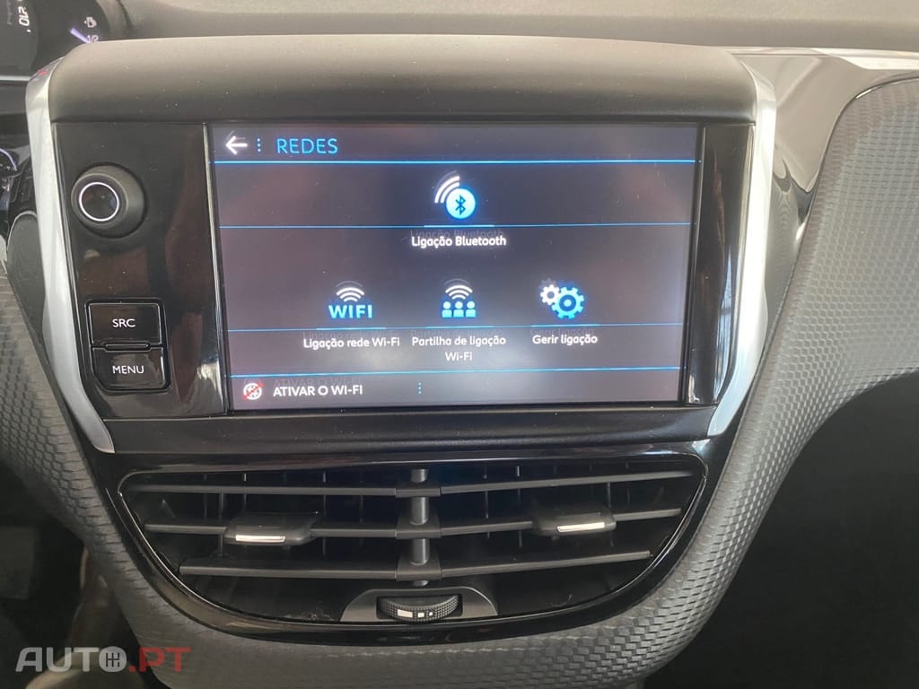 Peugeot 208 1.2 PureTech Signature