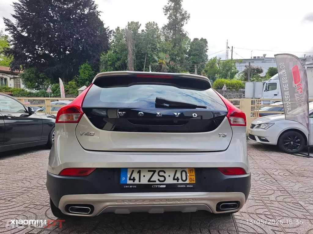 Volvo V40 Cross Country 1.5 T3 Summum Geartronic