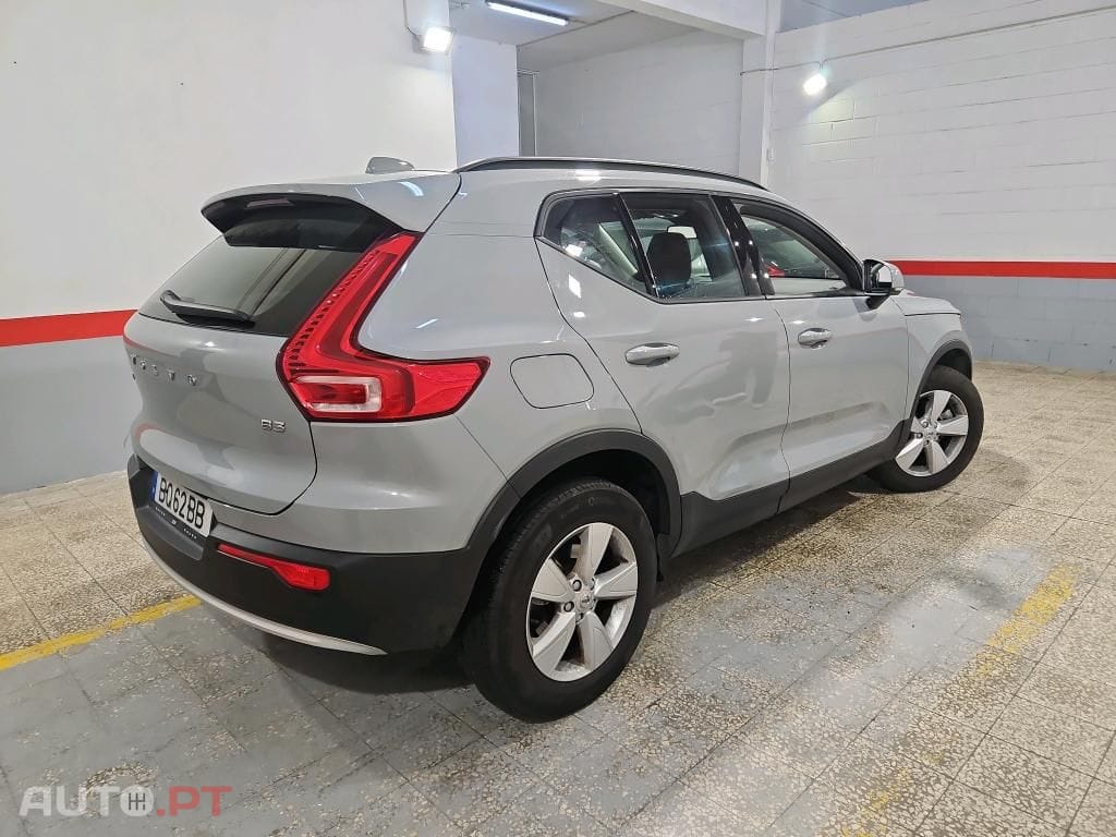 Volvo XC40 2.0 B3 Essential