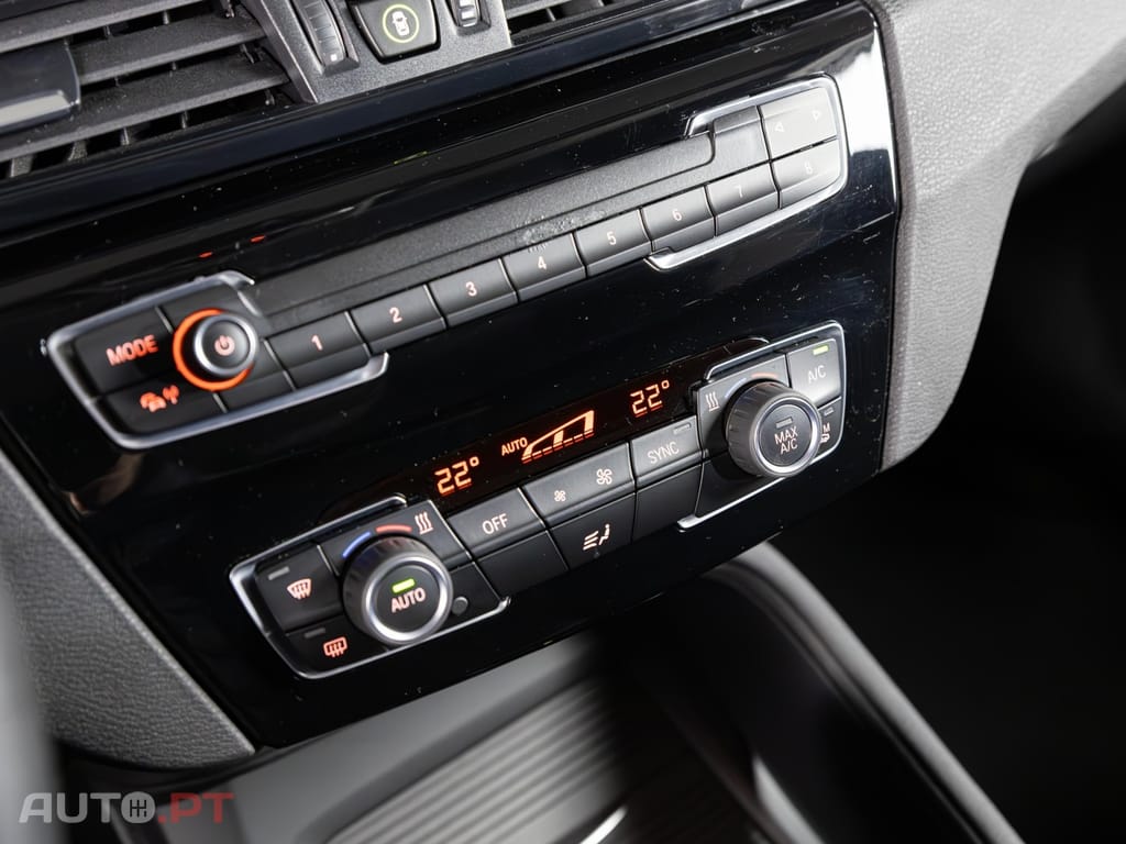 BMW X1 25 e xDrive Corporate Edition