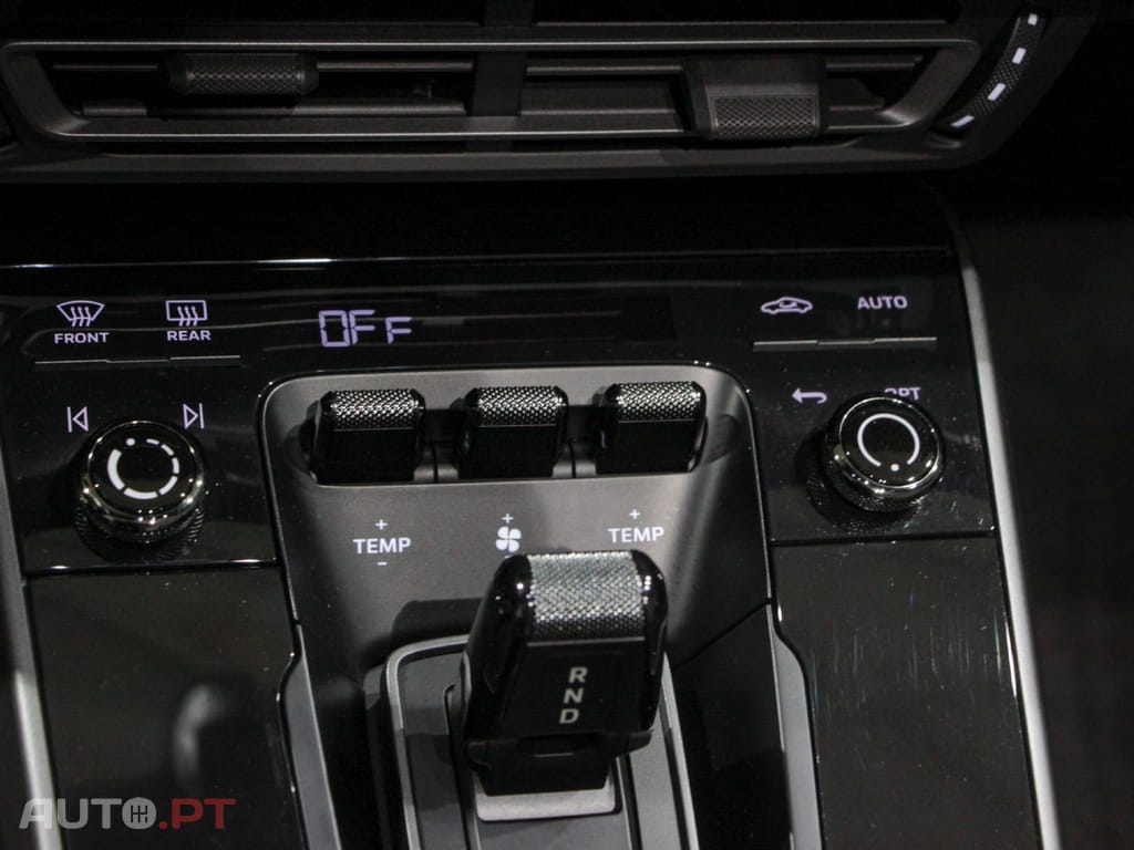 Porsche 992 Carrera Cabriolet PDK