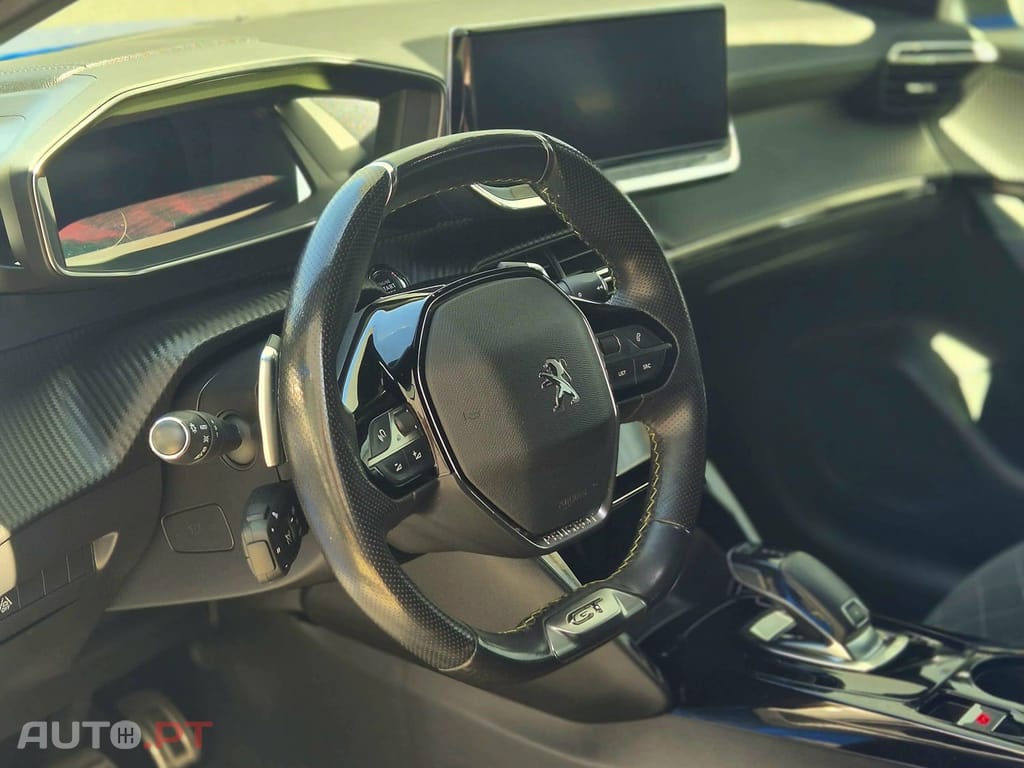Peugeot 208 GT PACK EAT8