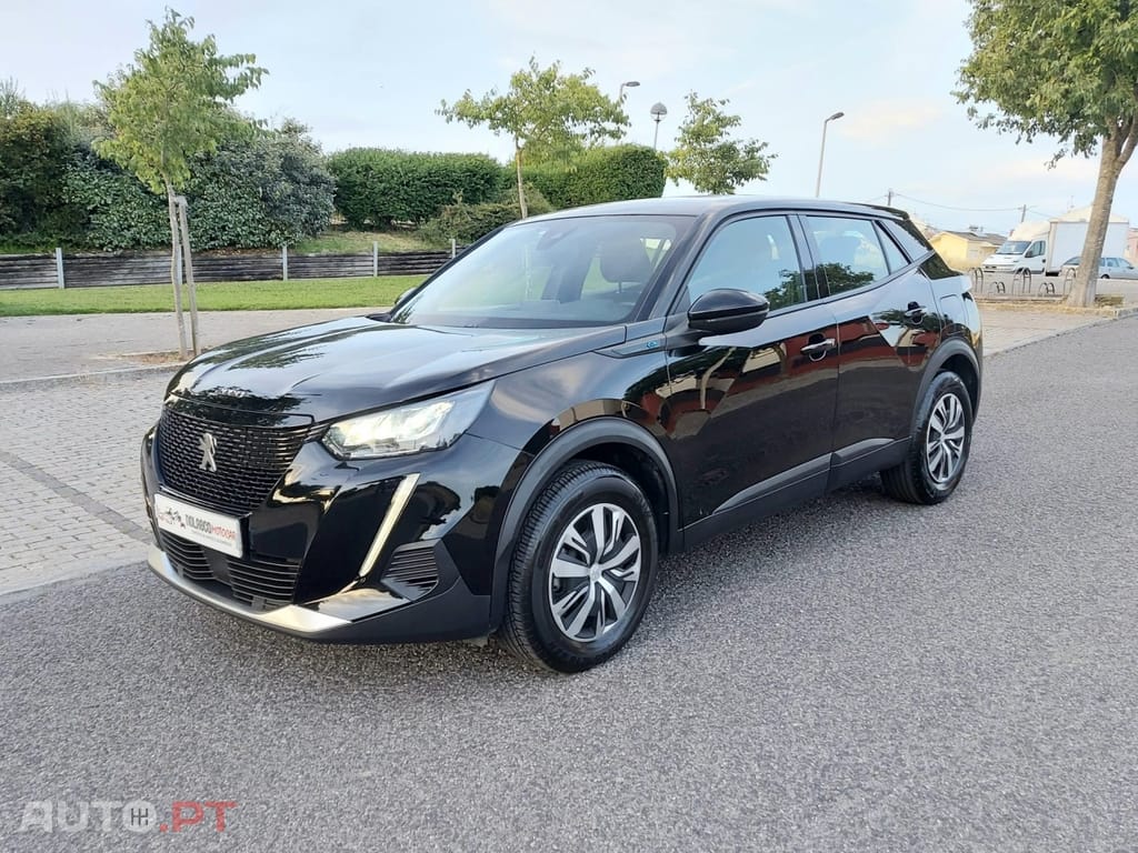 Peugeot E-2008 50 kWh Active Pack