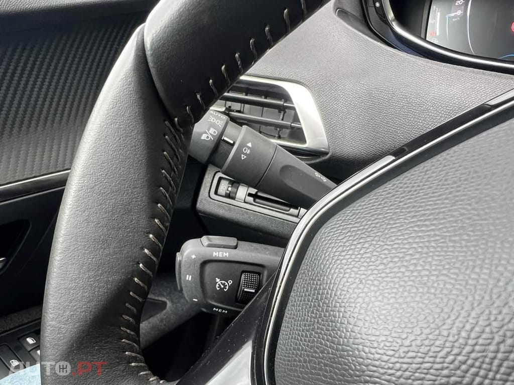 Peugeot 5008 1.2 PureTech Active Pack