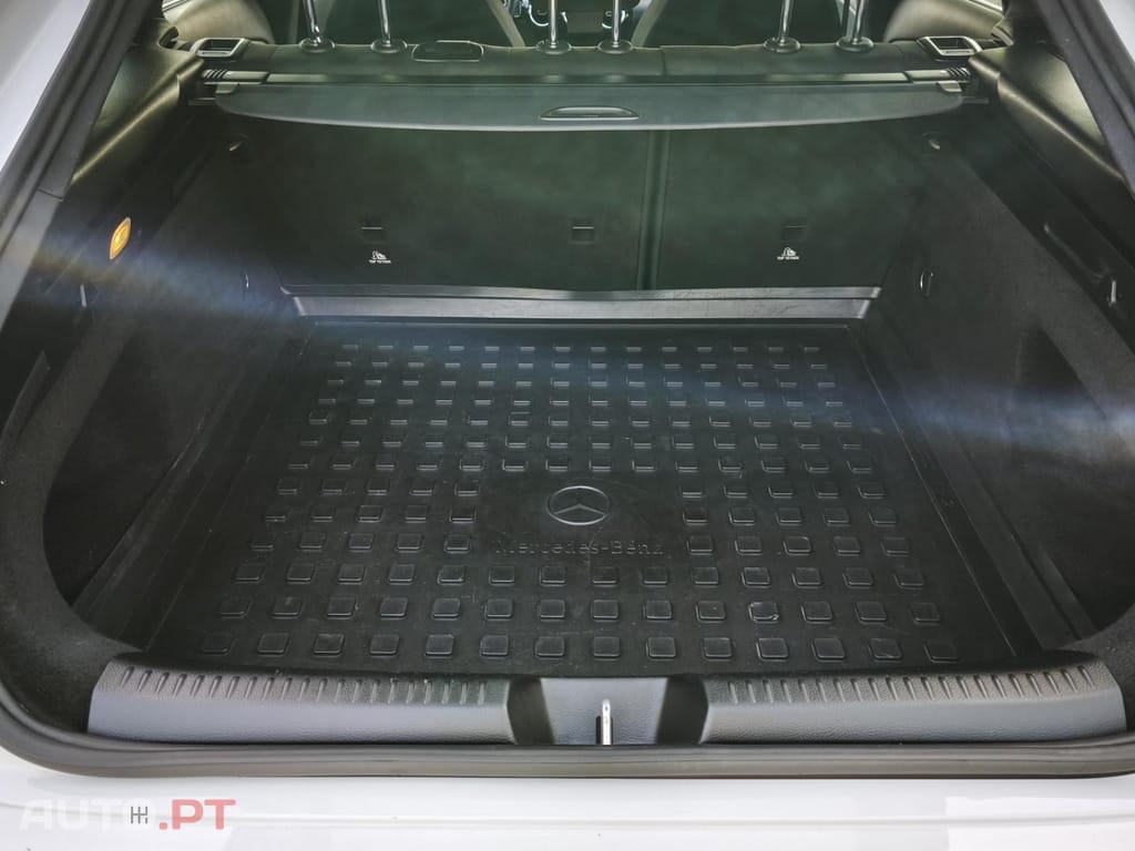 Mercedes-Benz CLA 180 d Shooting Brake Business Solutions Aut.