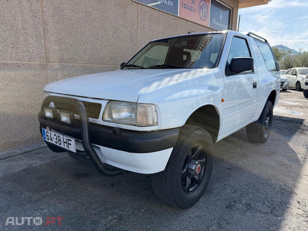 Opel Frontera 2.5 TD Sport
