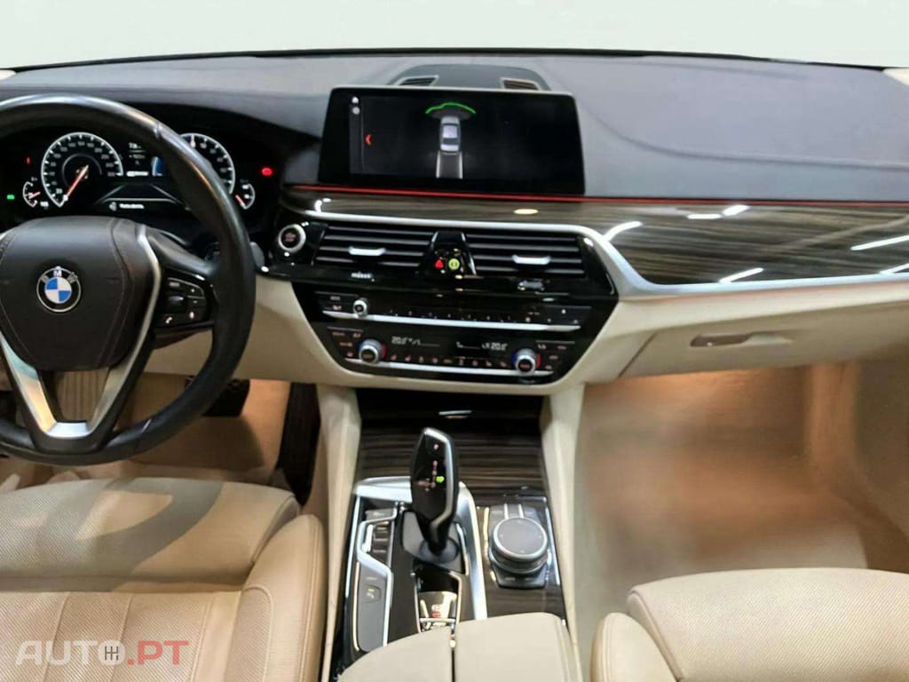 BMW 530 e iPerformance Line Luxury