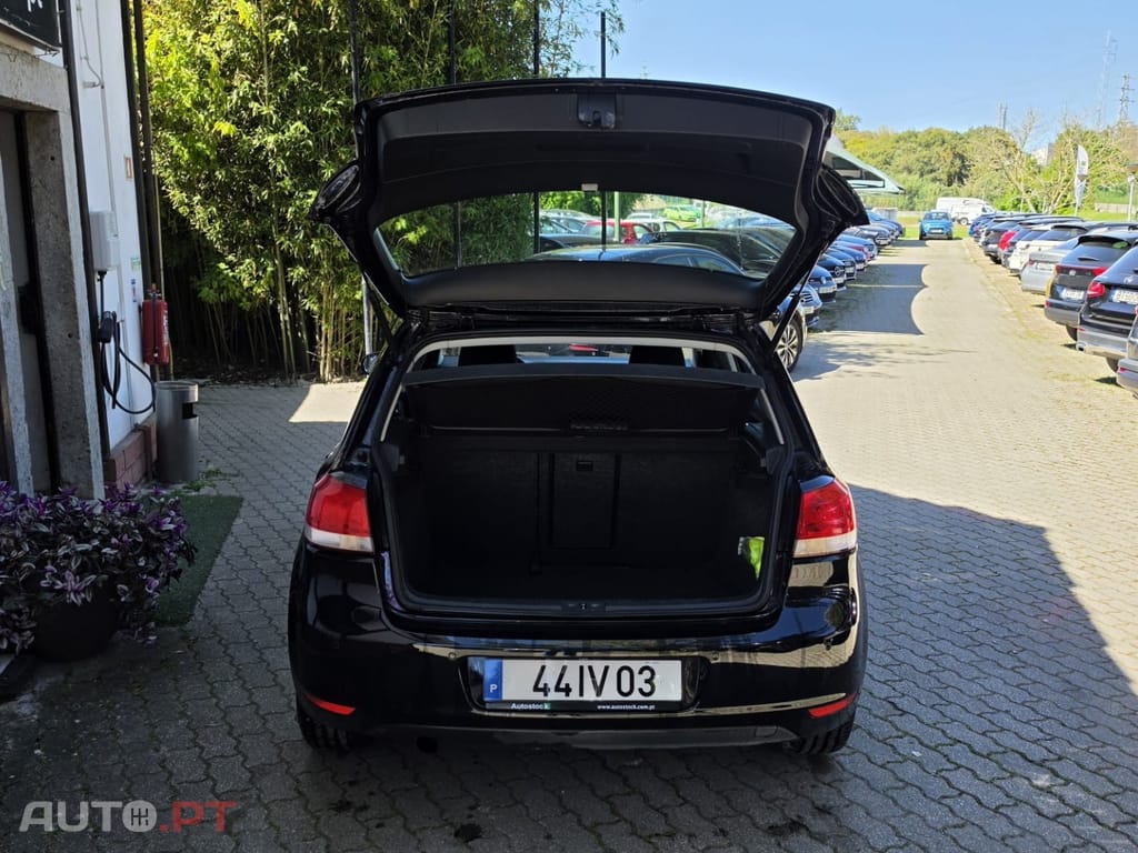 Volkswagen Golf 1.6 TDi Confortline
