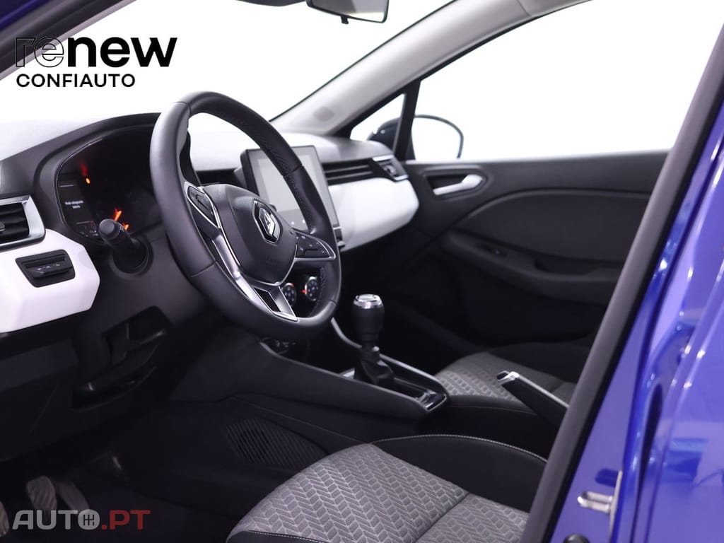 Renault Clio 1.0 Tce Evolution — fotografia 11