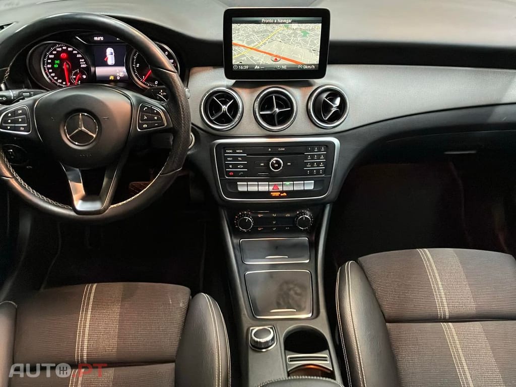 Mercedes-Benz CLA 180 D Shooting Brake Urban Aut.