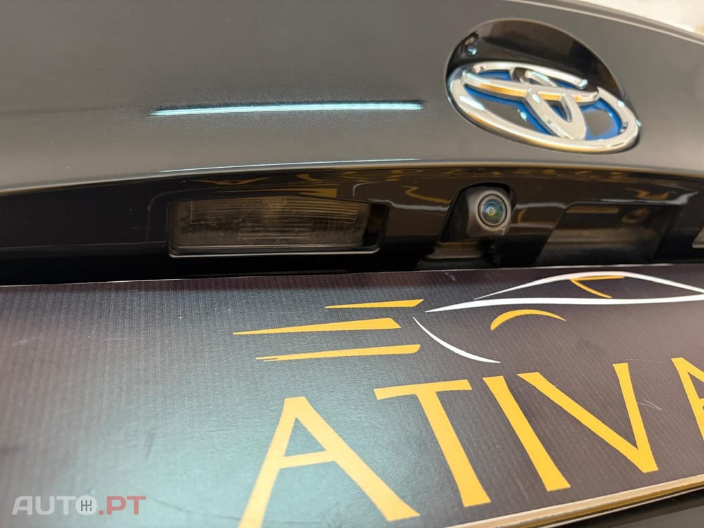 Toyota C-HR 1.8 Hybrid Exclusive