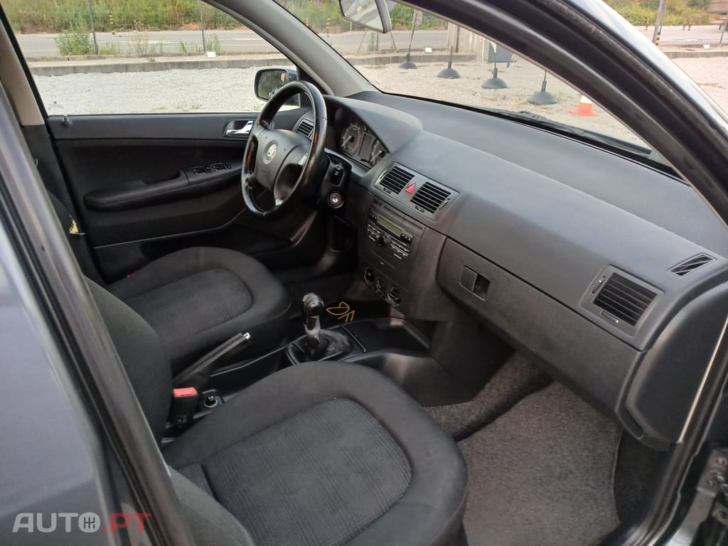 Skoda Fabia Break 1.2 Poucos Kms
