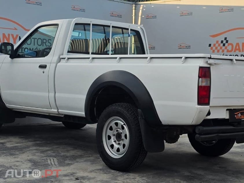 Nissan Pick Up 2.5 TD KC
