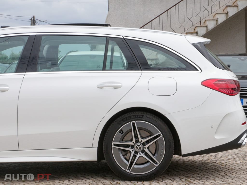 Mercedes-Benz C 300 de AMG Line