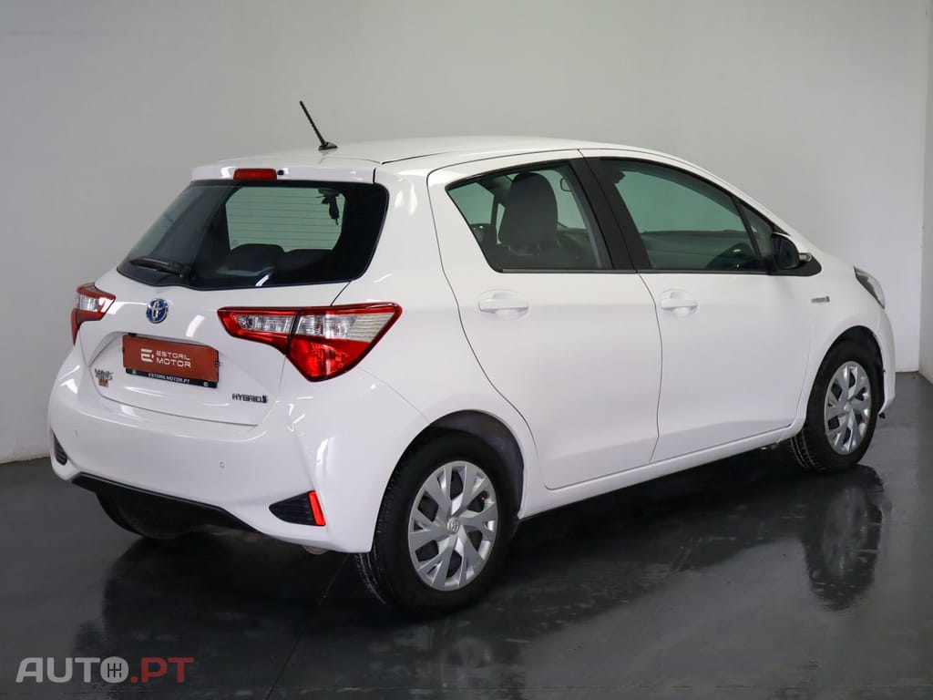 Toyota Yaris 1.5 Híbrido Comfort
