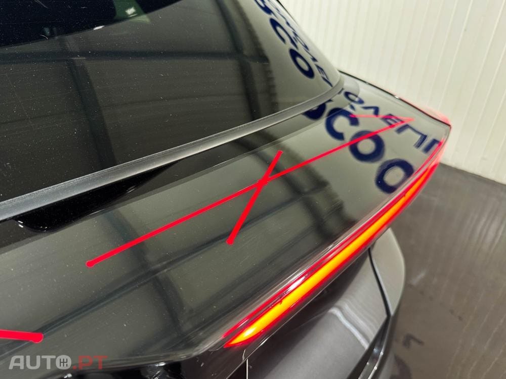 MG MG4 77 kWh Extended Range Luxury