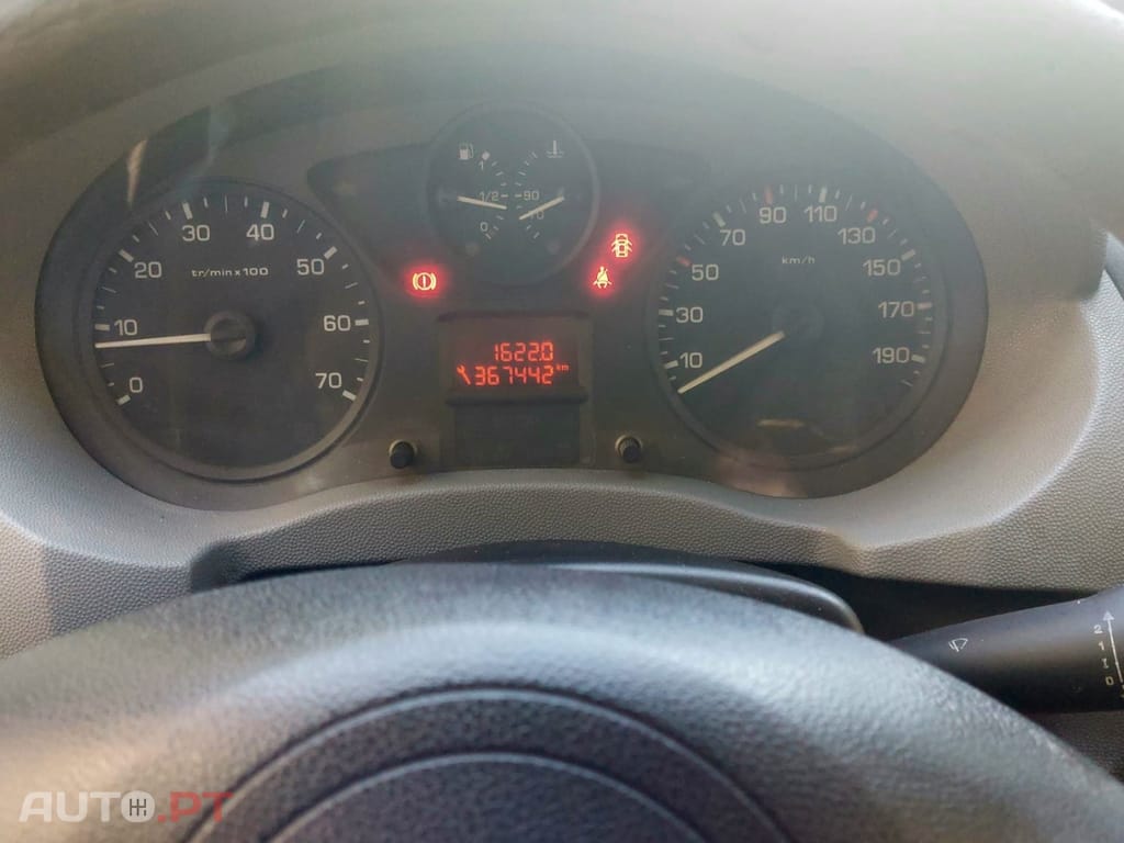 Citroen Jumpy 2.0 HDi L2H1 Semi-Vidrada