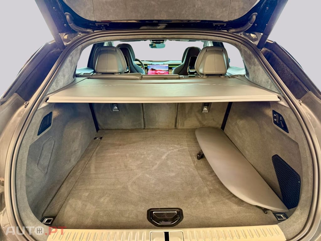 Lotus Eletre R Dynamic I.V.A DEDUTIVEL 