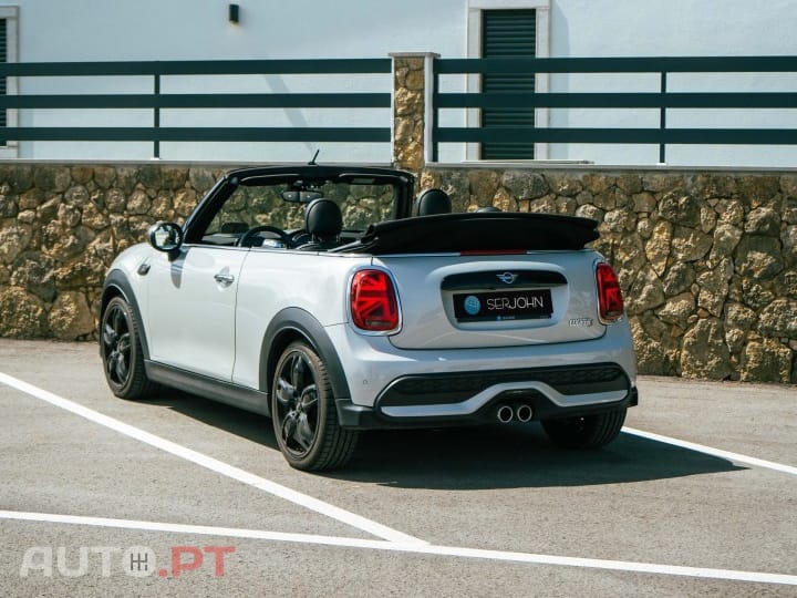 MINI Cabrio Cooper S Auto