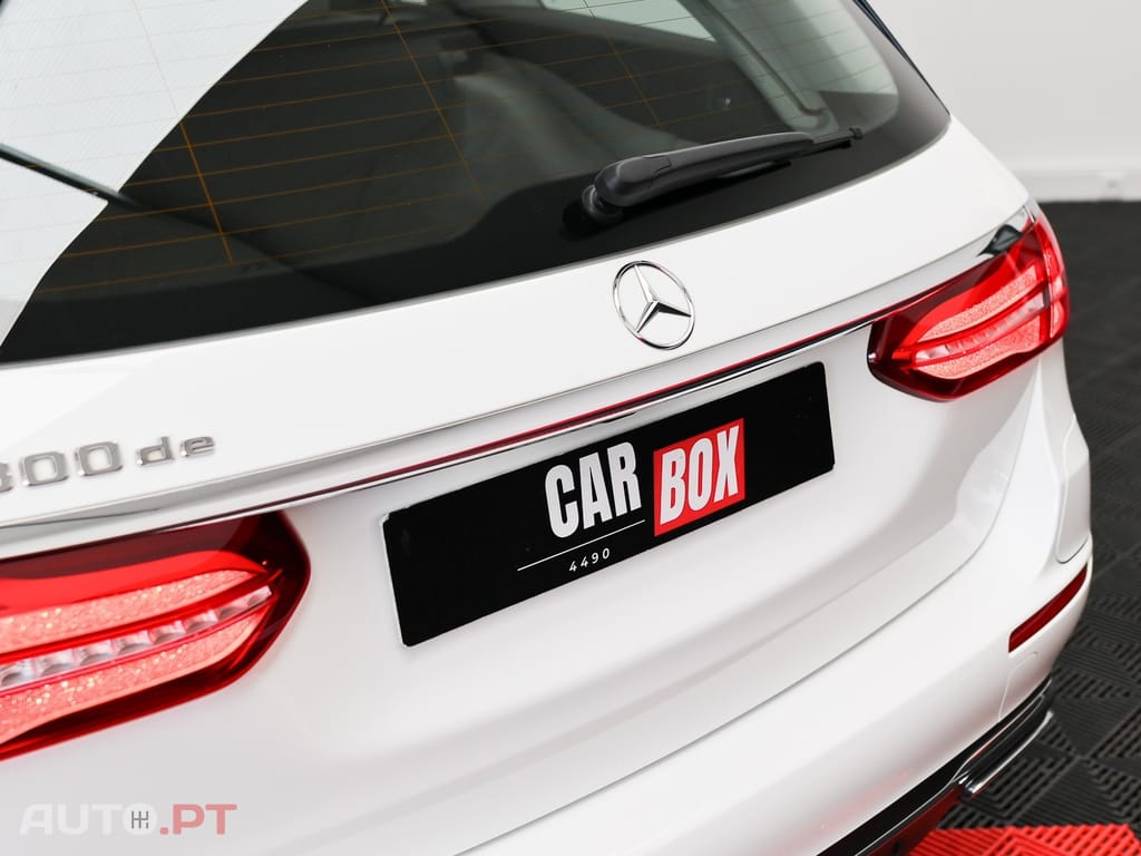 Mercedes-Benz E 300 de 4Matic T 9G-TRONIC Avantgarde
