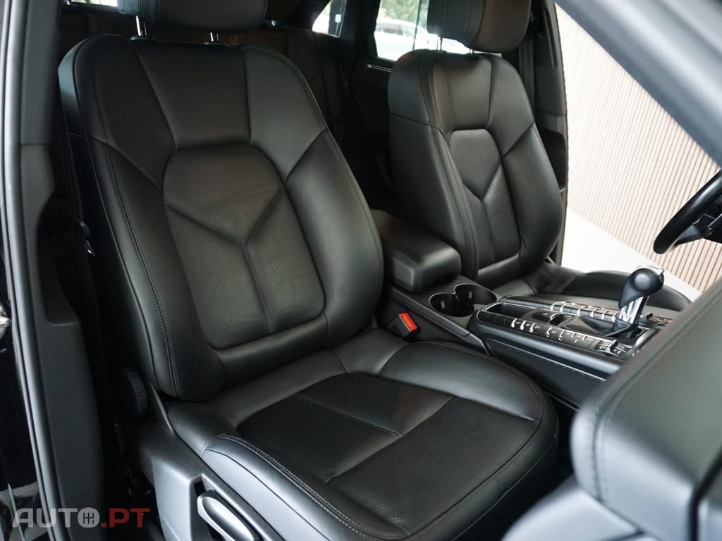 Porsche Macan PDK