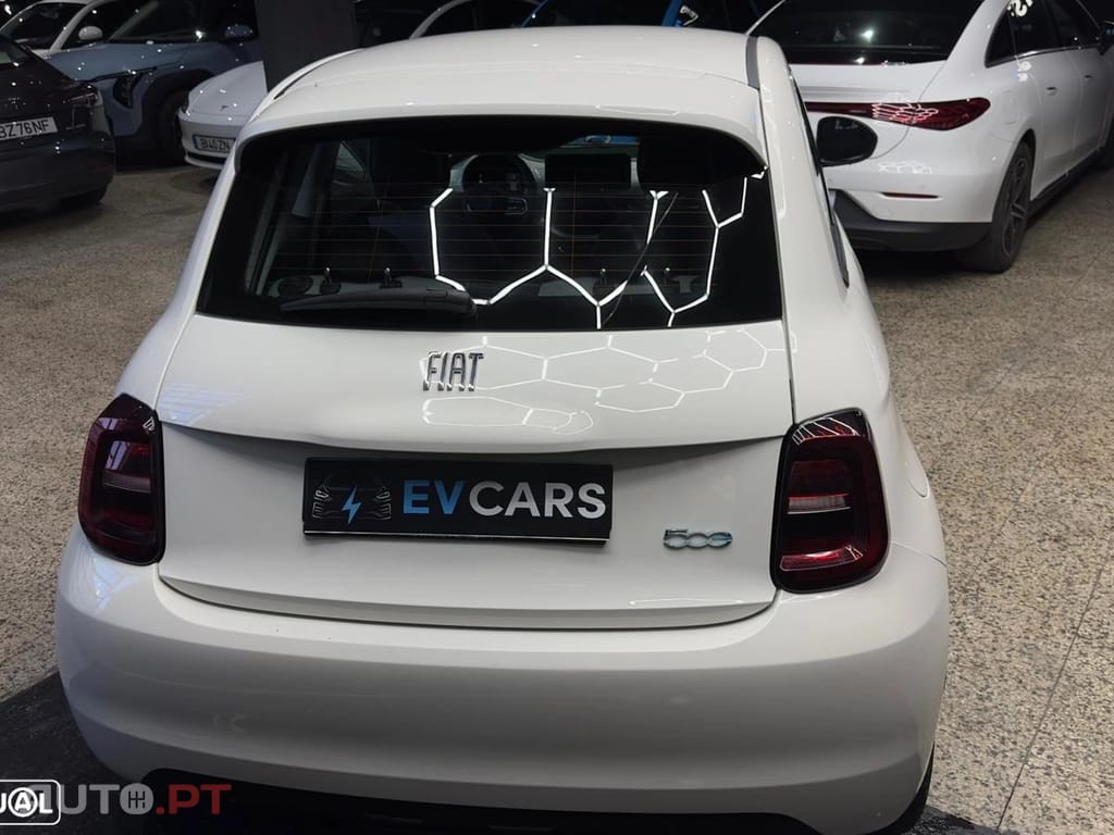 Fiat 500e 42 kWh Icon