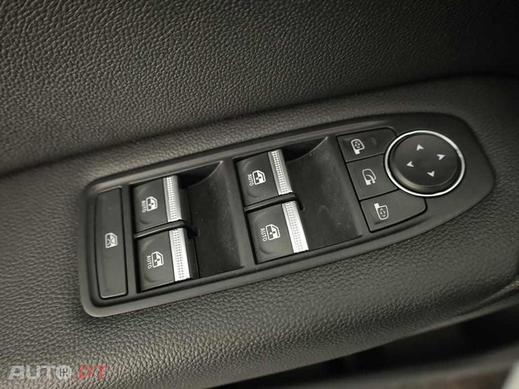 Renault Captur Captur 1.0 TCe Techno Bi-Fuel