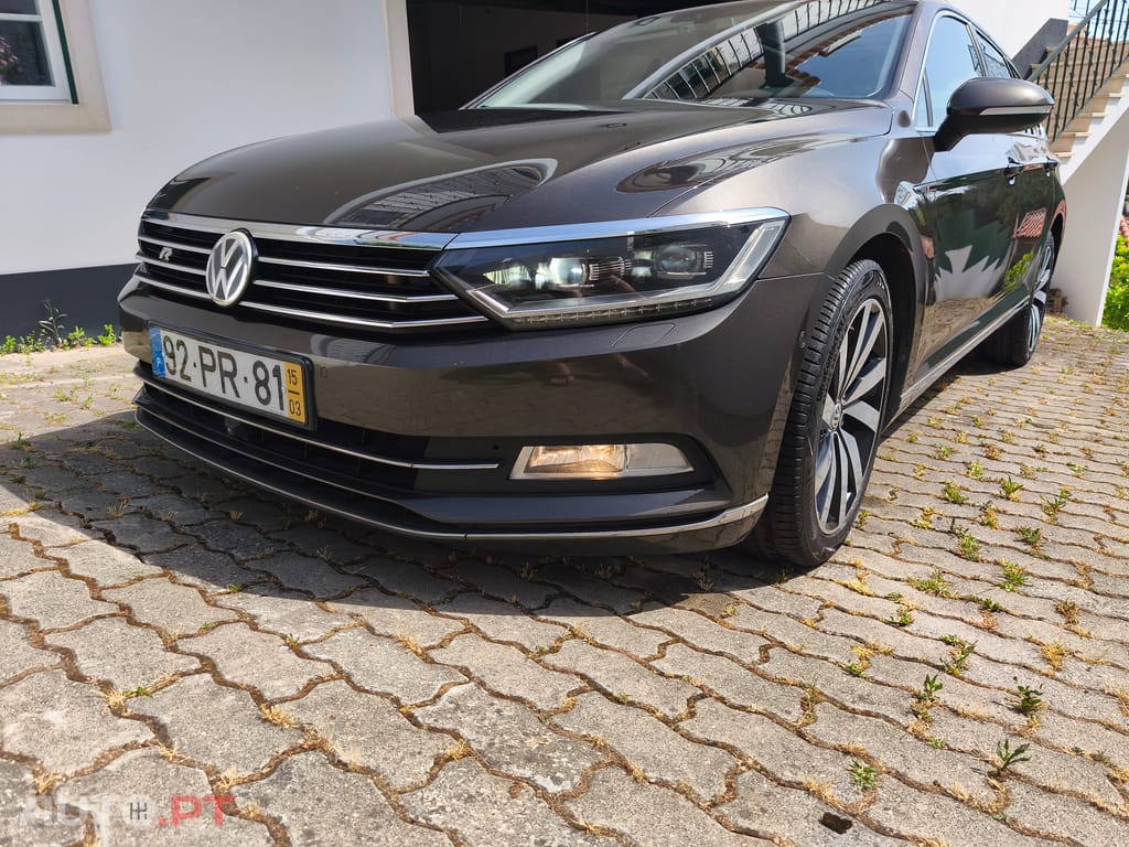 Volkswagen Passat Variant biTDI 240cv 4MOTION DSG Highline