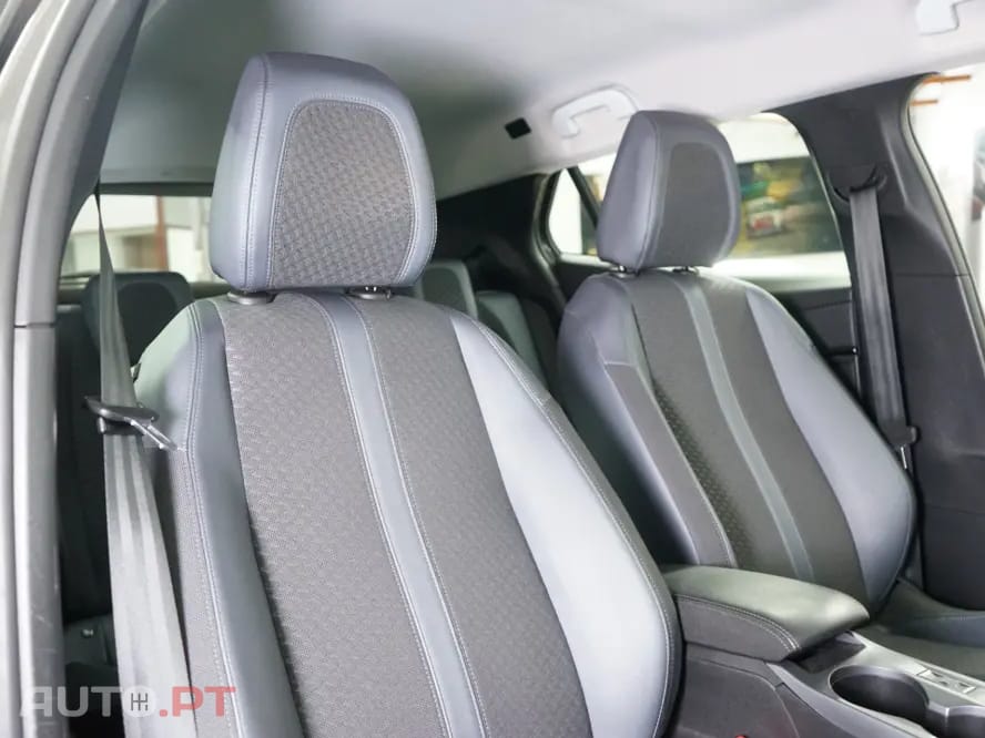 Peugeot 2008 1.5 BlueHDi Allure