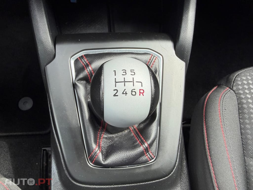 Ford Focus SW 1.0 EcoBoost MHEV ST-Line