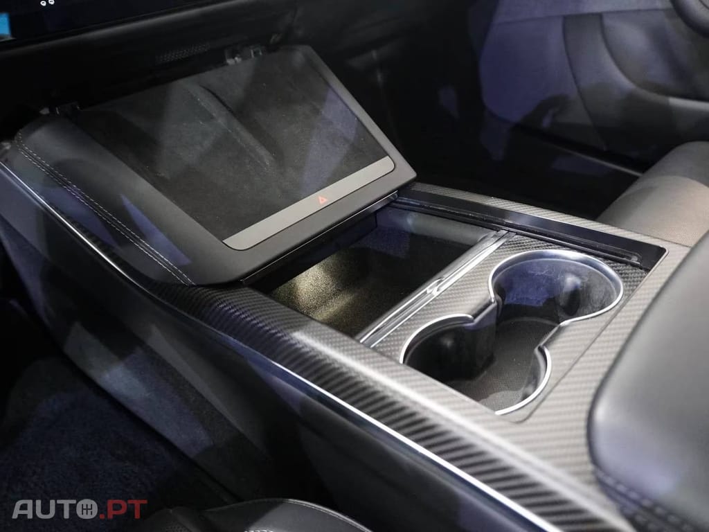 Tesla Model S Plaid AWD — fotografia 23