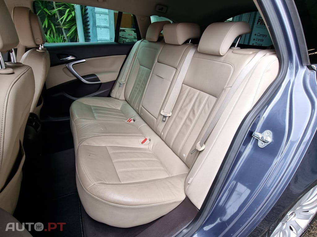Opel Insignia 2.0 CDTi Cosmo Active-Select