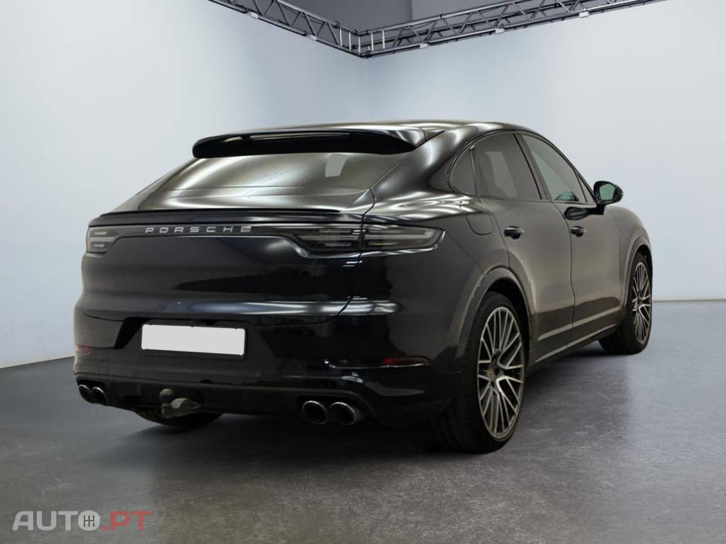Porsche Cayenne E-Hybrid Tiptronic