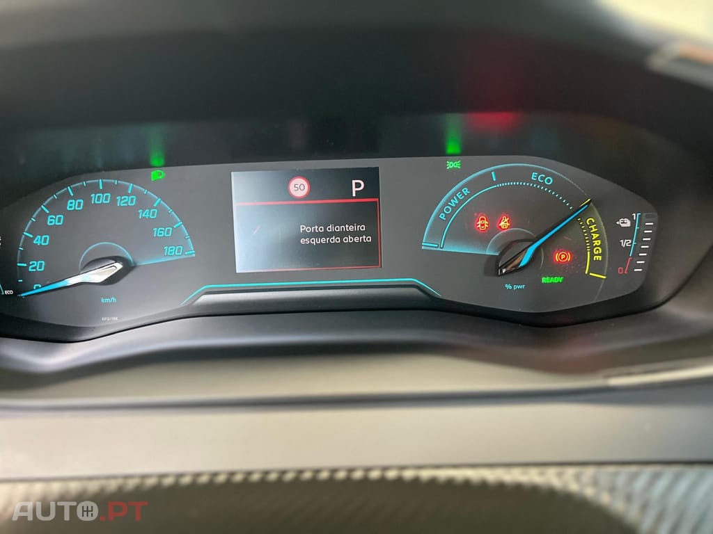 Peugeot E-2008 54 kWh Active