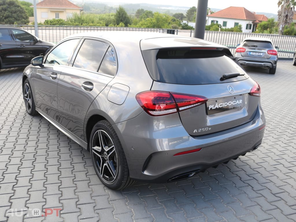 Mercedes-Benz A 250 e AMG Line
