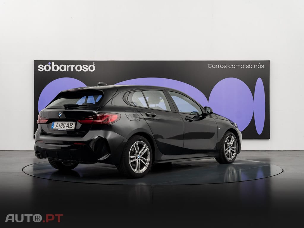 BMW 118 i Pack Desportivo M Auto